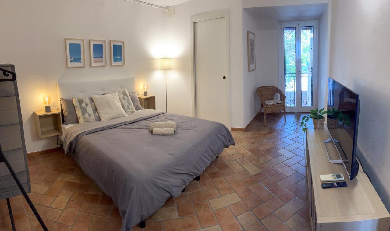 Appartements Dans Agreable Maison De Ville Centre Historique De Rimini Exterior photo