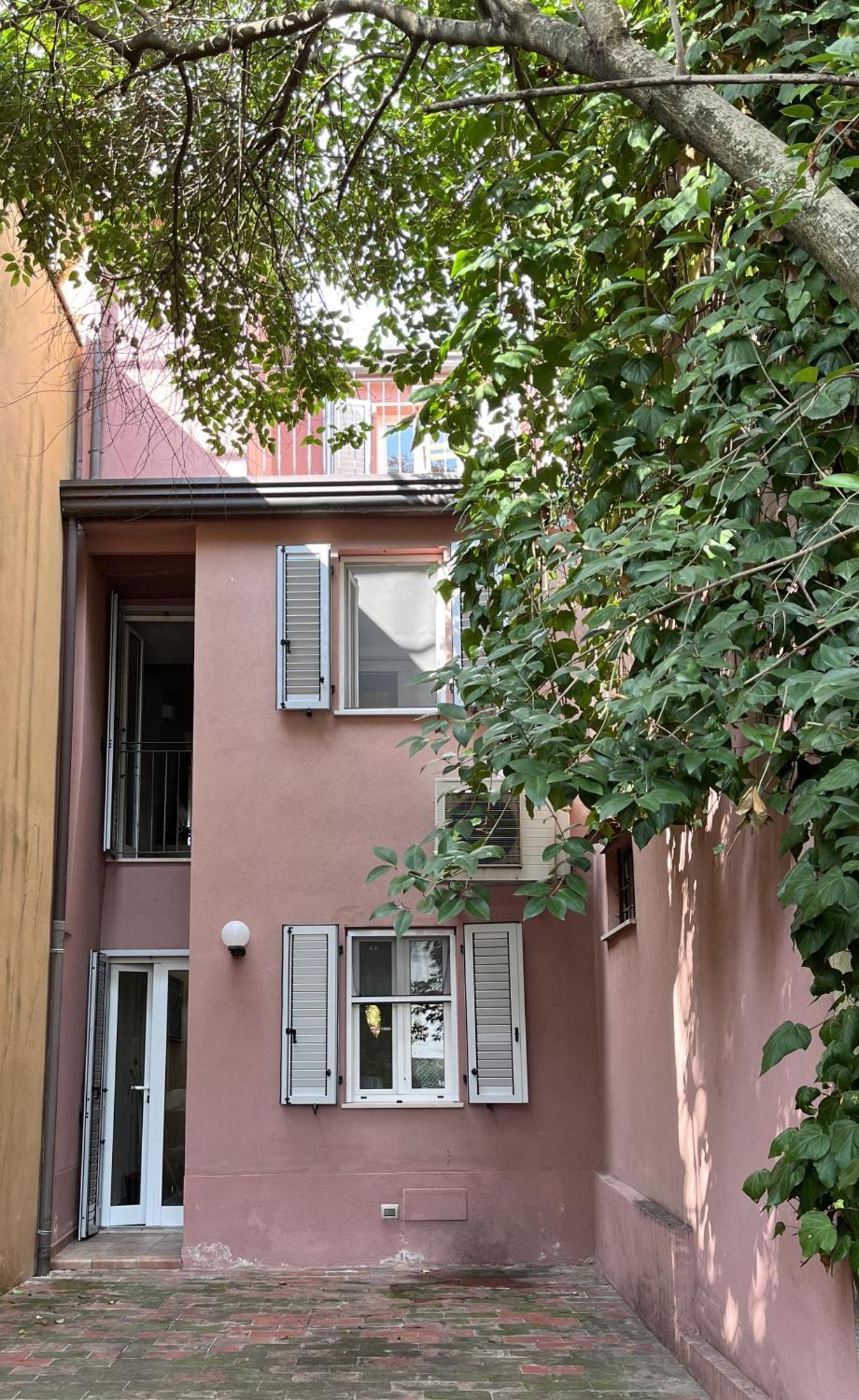 Appartements Dans Agreable Maison De Ville Centre Historique De Rimini Exterior photo